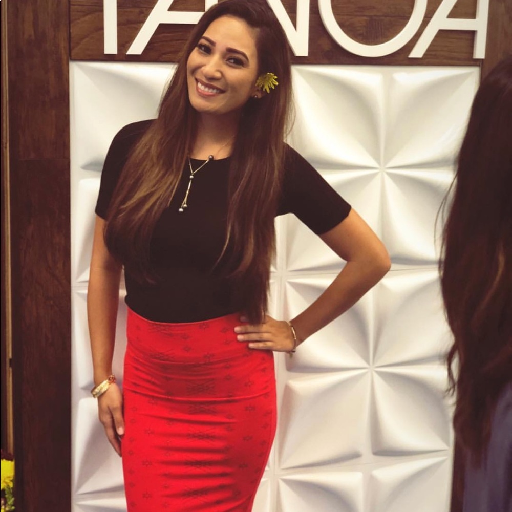 Meet your Posher, Ashley